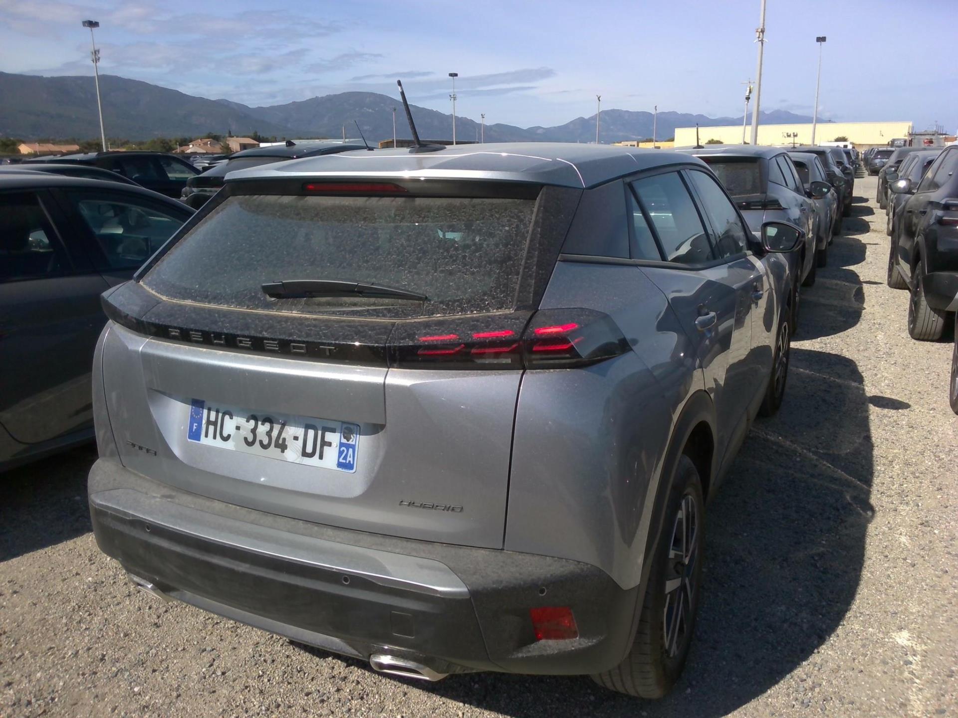 Peugeot 2008 Hybrid 136 e-DCS6 Style 2025