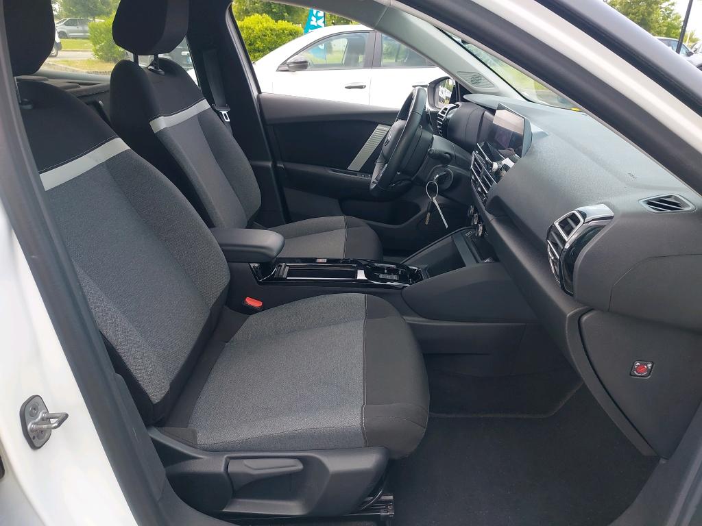 Citroen C4 SOCIETE BLUEHDI 130 S&S EAT8 FEEL NAV BUSINESS R 2022