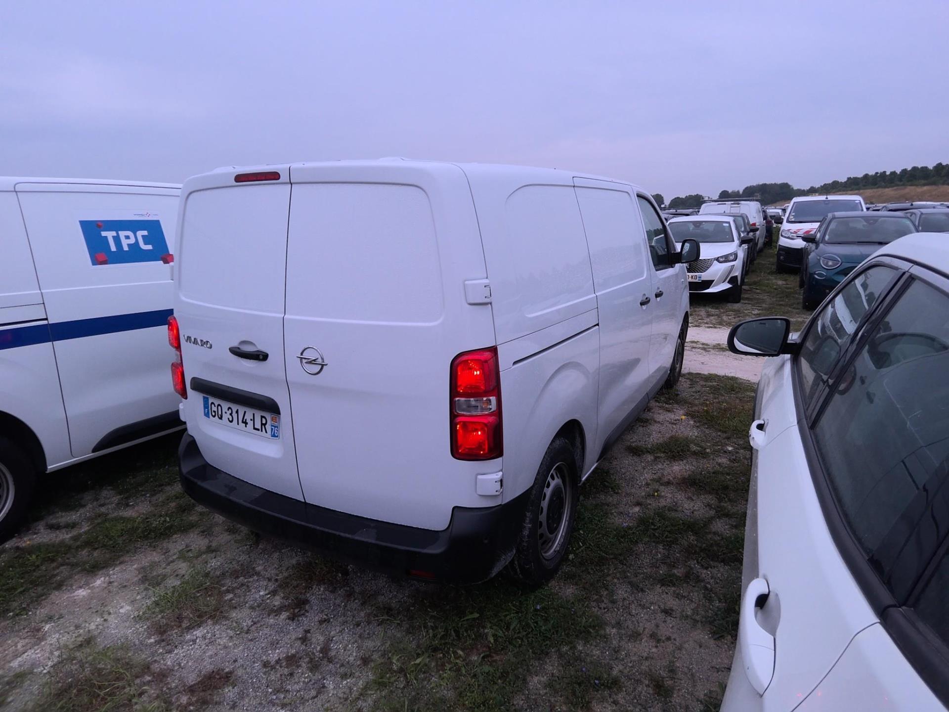 Opel VIVARO FGN TAILLE M BLUEHDI 120 S&S BVM6  2023
