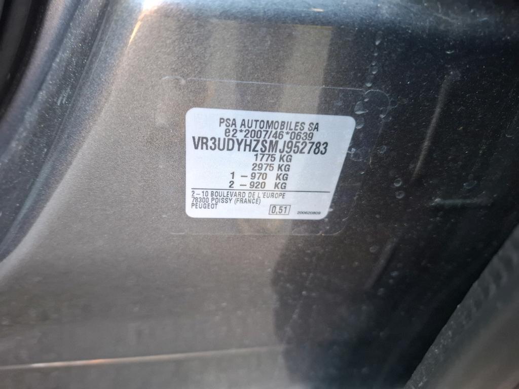 Peugeot 2008 BlueHDi 130 S&S EAT8 Allure Pack 2021