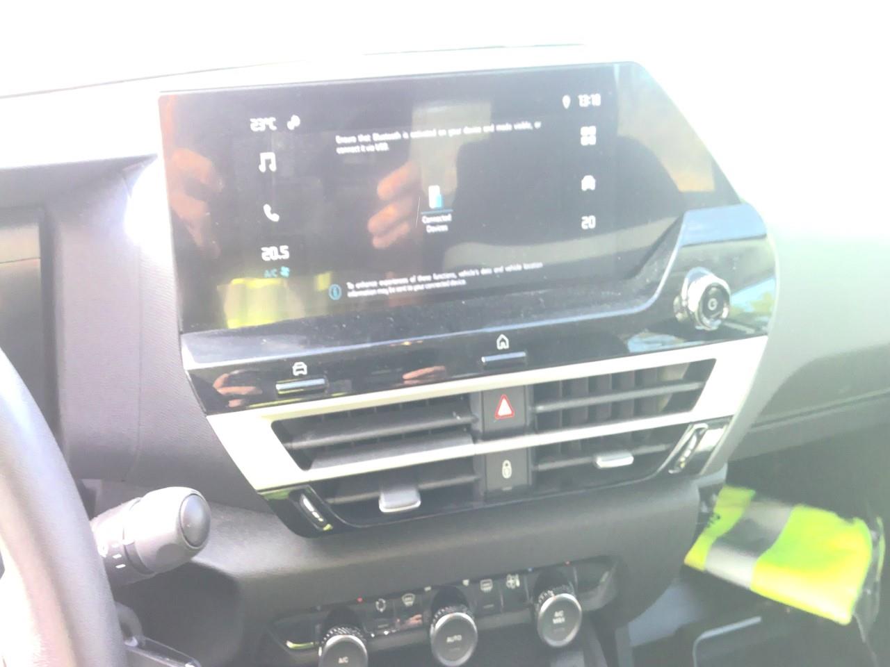 Foto Citroën C4 X 9