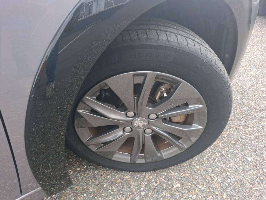 Peugeot 208 Electrique 50 kWh 136ch Allure Pack 2022