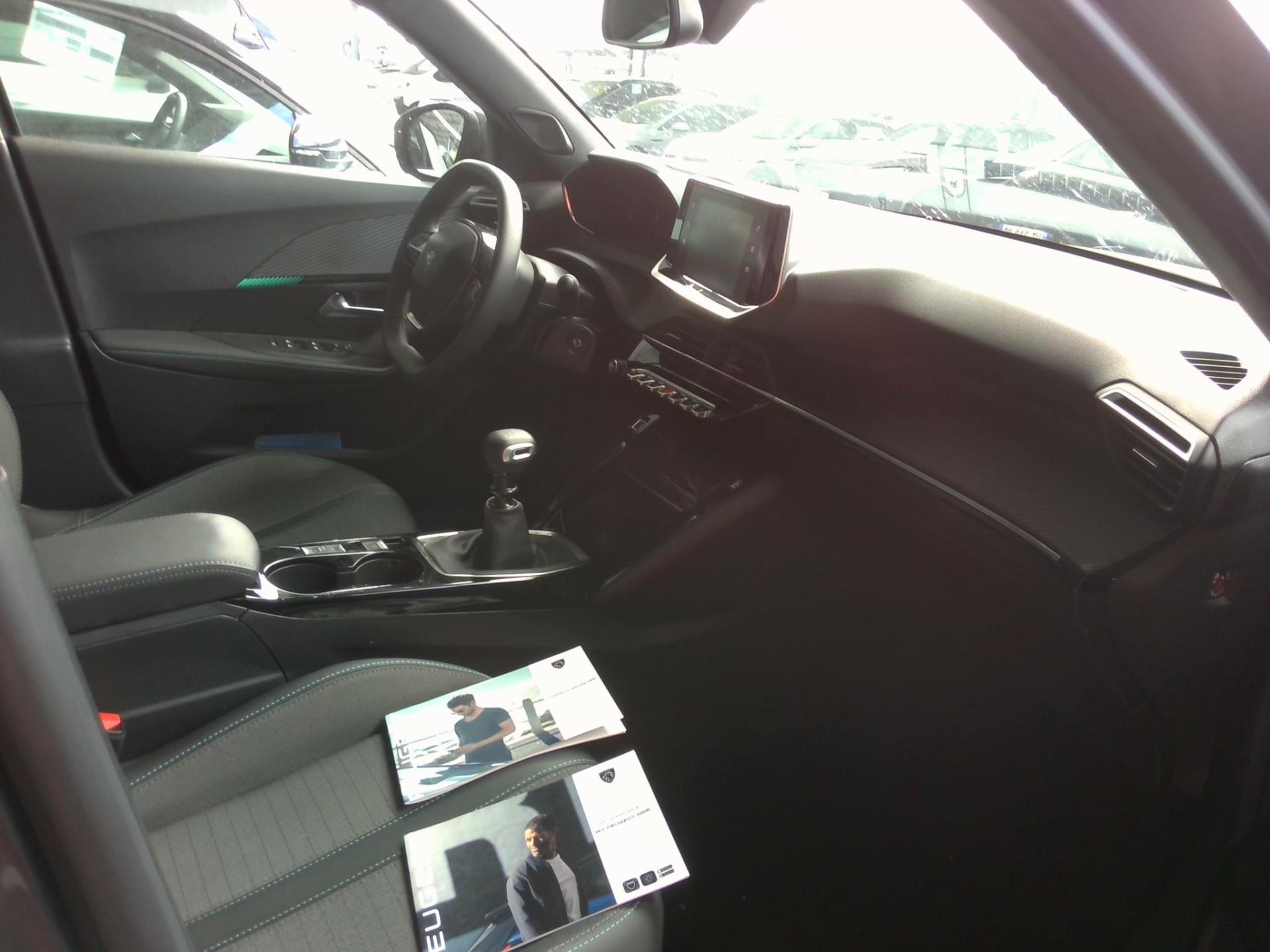 Peugeot 2008 PureTech 130 S&S BVM6 Allure 2023
