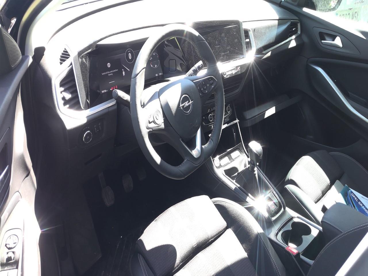 Foto Opel Grandland 12