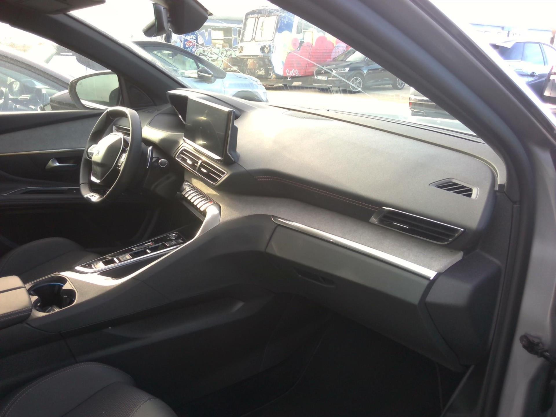 Peugeot 3008 Hybrid4 300 e-EAT8 GT 2023