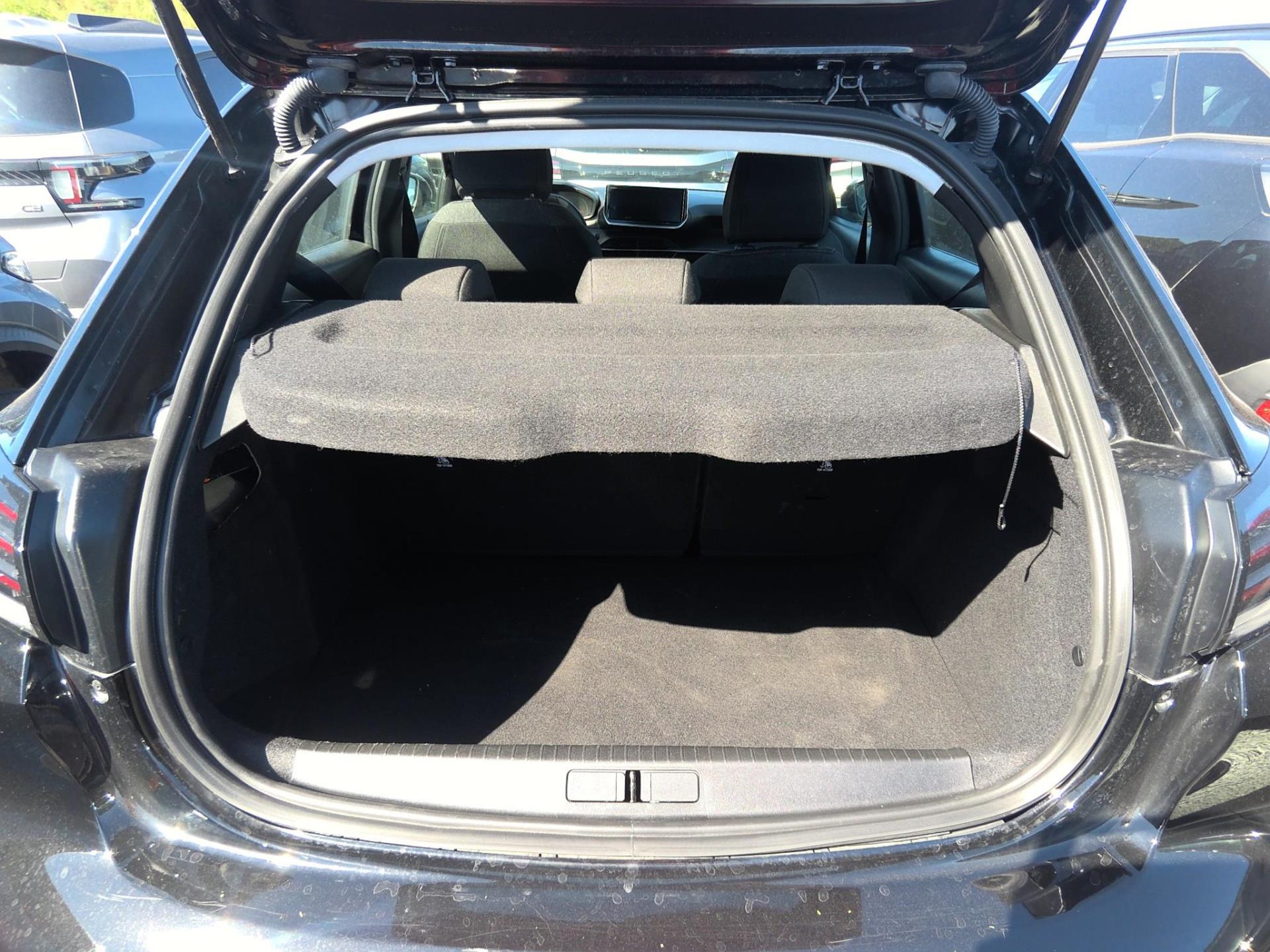Peugeot 208 100 S&S BVM6 Style 2025