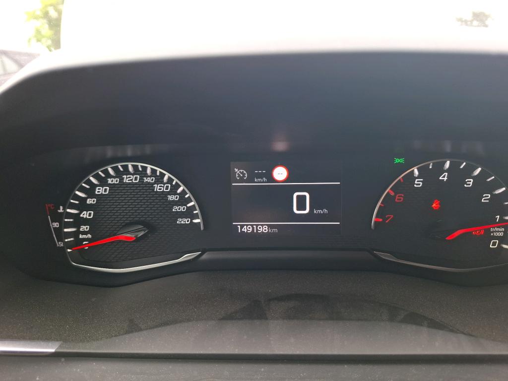 Peugeot 208 BlueHDi 100 S&S BVM6 Style 2020