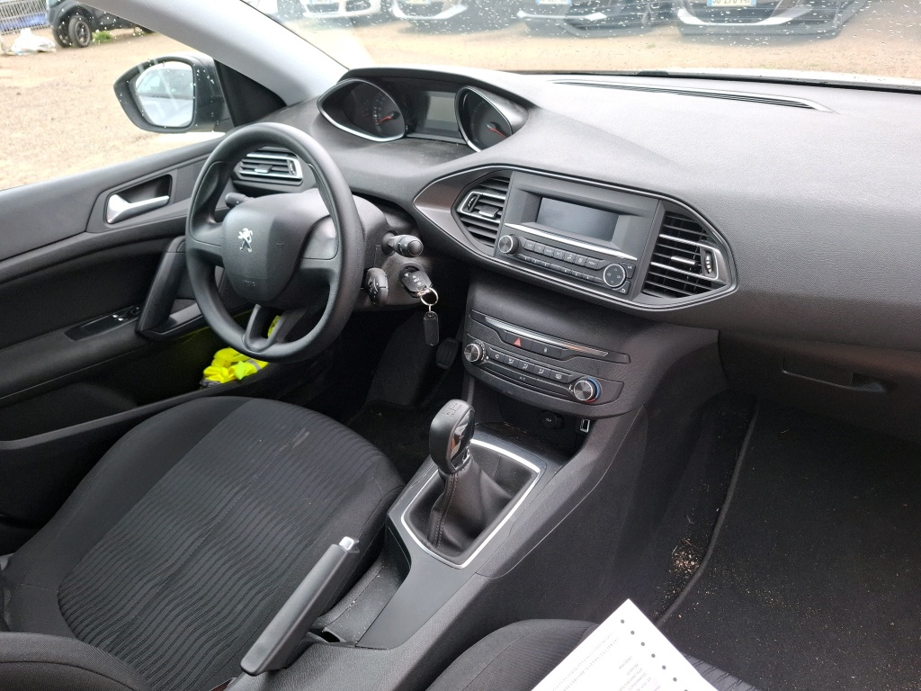 Peugeot 308 1.6 BlueHDi 100ch S&S BVM5 Access 2018