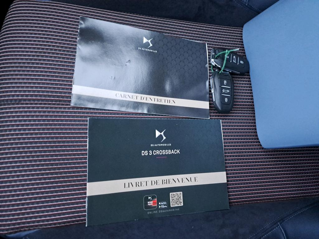 DS DS3 Crossback BlueHDi 130 EAT8 Ines de la Fressange Paris 2021
