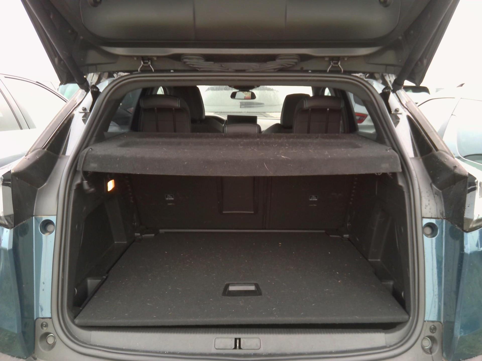 Peugeot 3008 Hybrid 136 e-DCS6 Allure Pack 2024