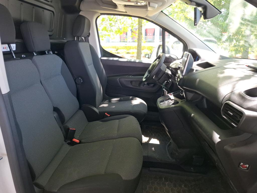 Peugeot E-PARTNER FOURGON M 800 KG 136 CH BATTERIE 50 KWH 2023