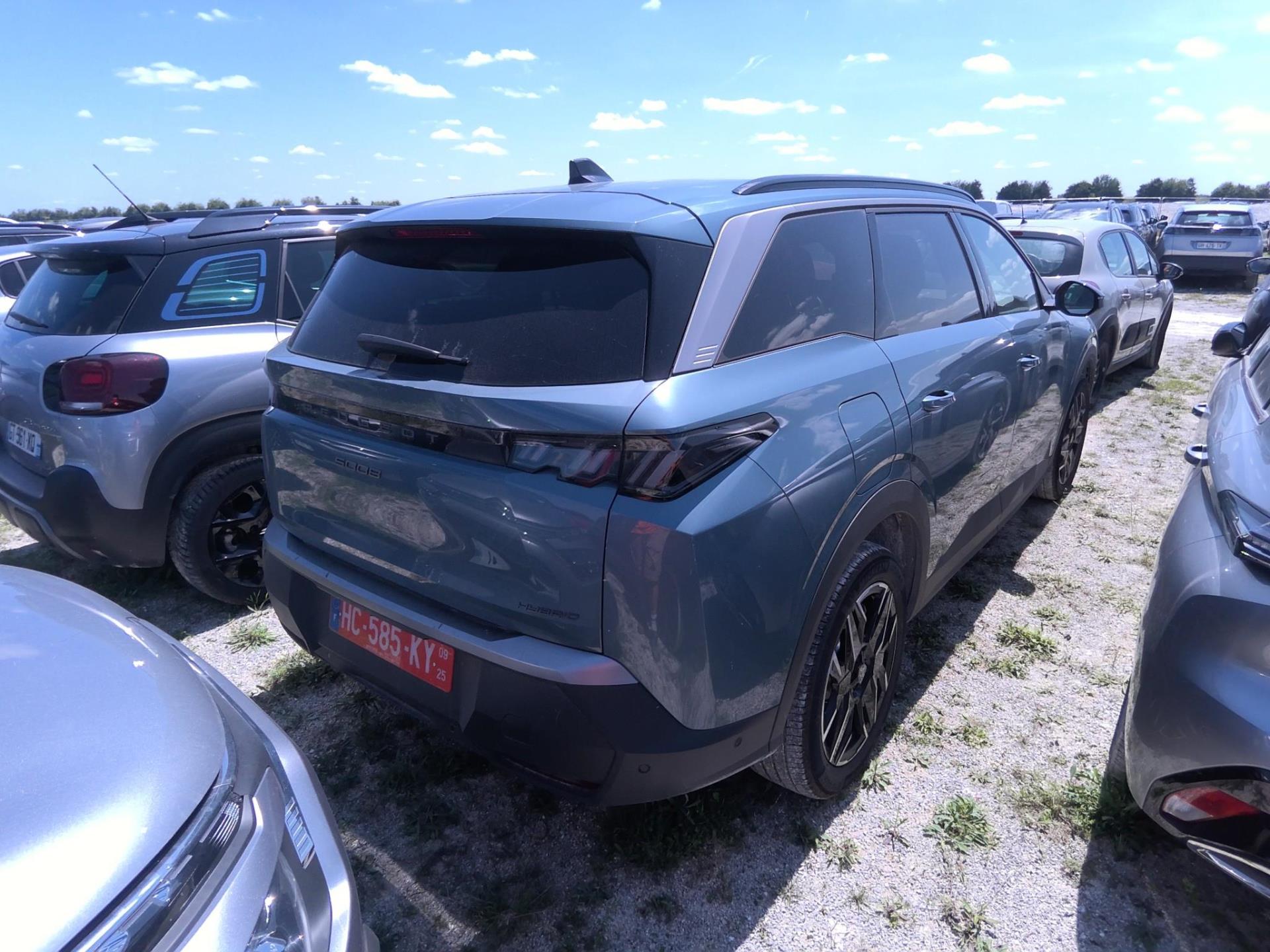 Peugeot 5008 Hybrid 136 e-DCS6 Allure 2025