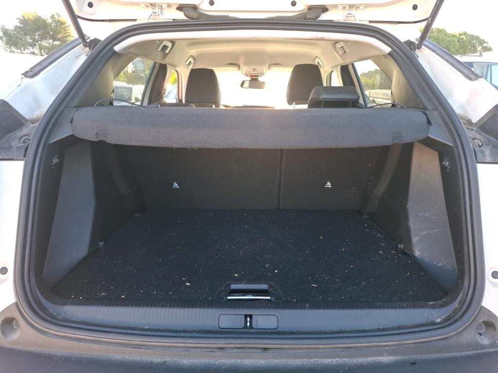Peugeot 2008 PureTech 130 S&S EAT8 Allure Business 2021