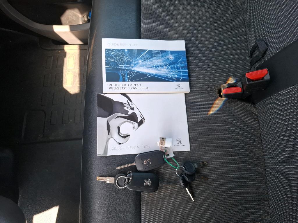 Peugeot EXPERT FGN TOLE STANDARD 1.5 BLUEHDI 120 S&S BVM6 ASPHALT 2019