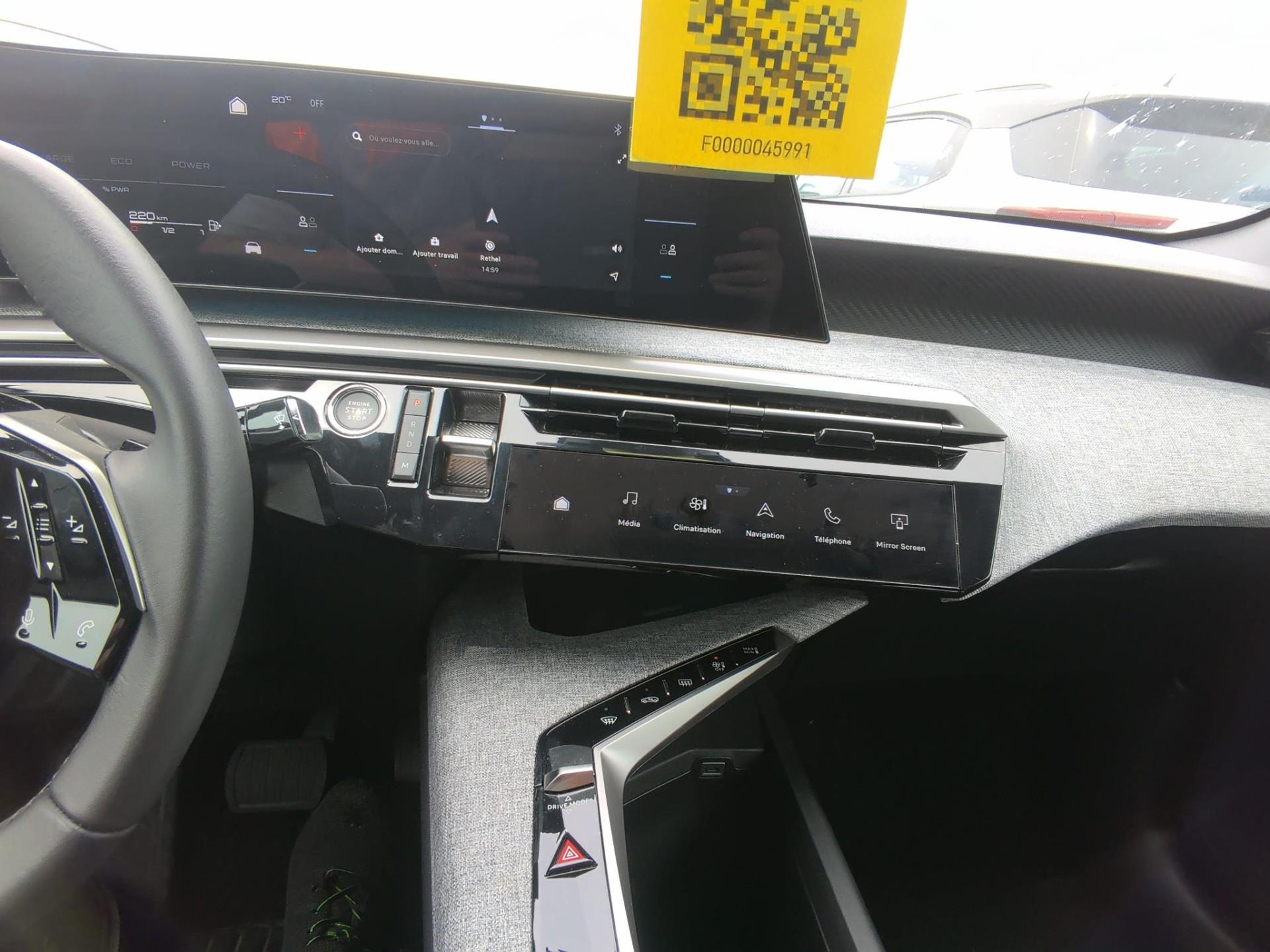 Peugeot 3008 Hybrid 145 e-DCS6 Allure 2025