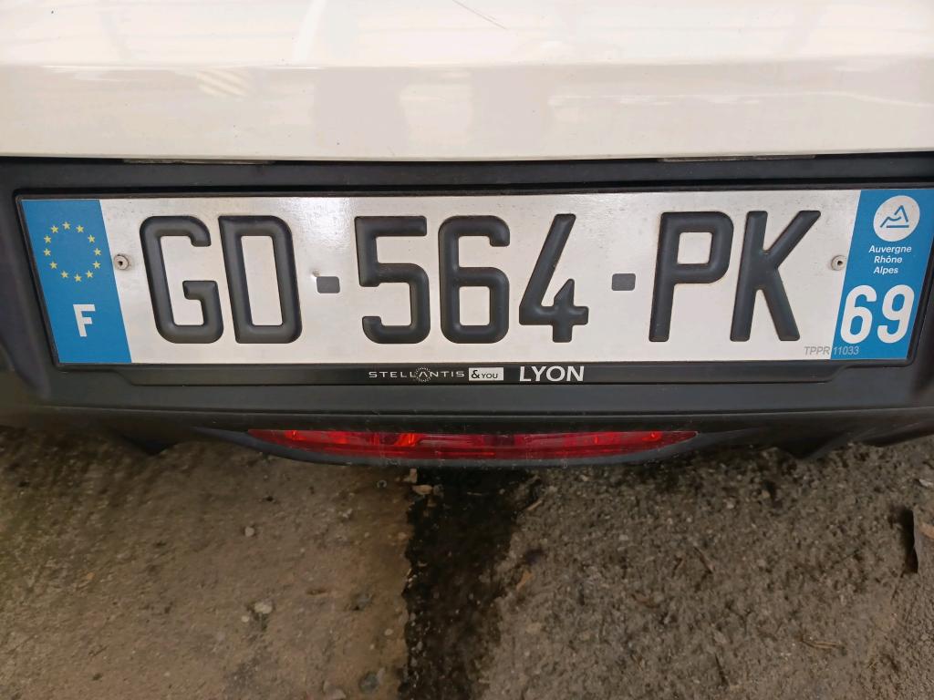Peugeot 208 BLUEHDI 100 S&S BVM6 PREMIUM 2021