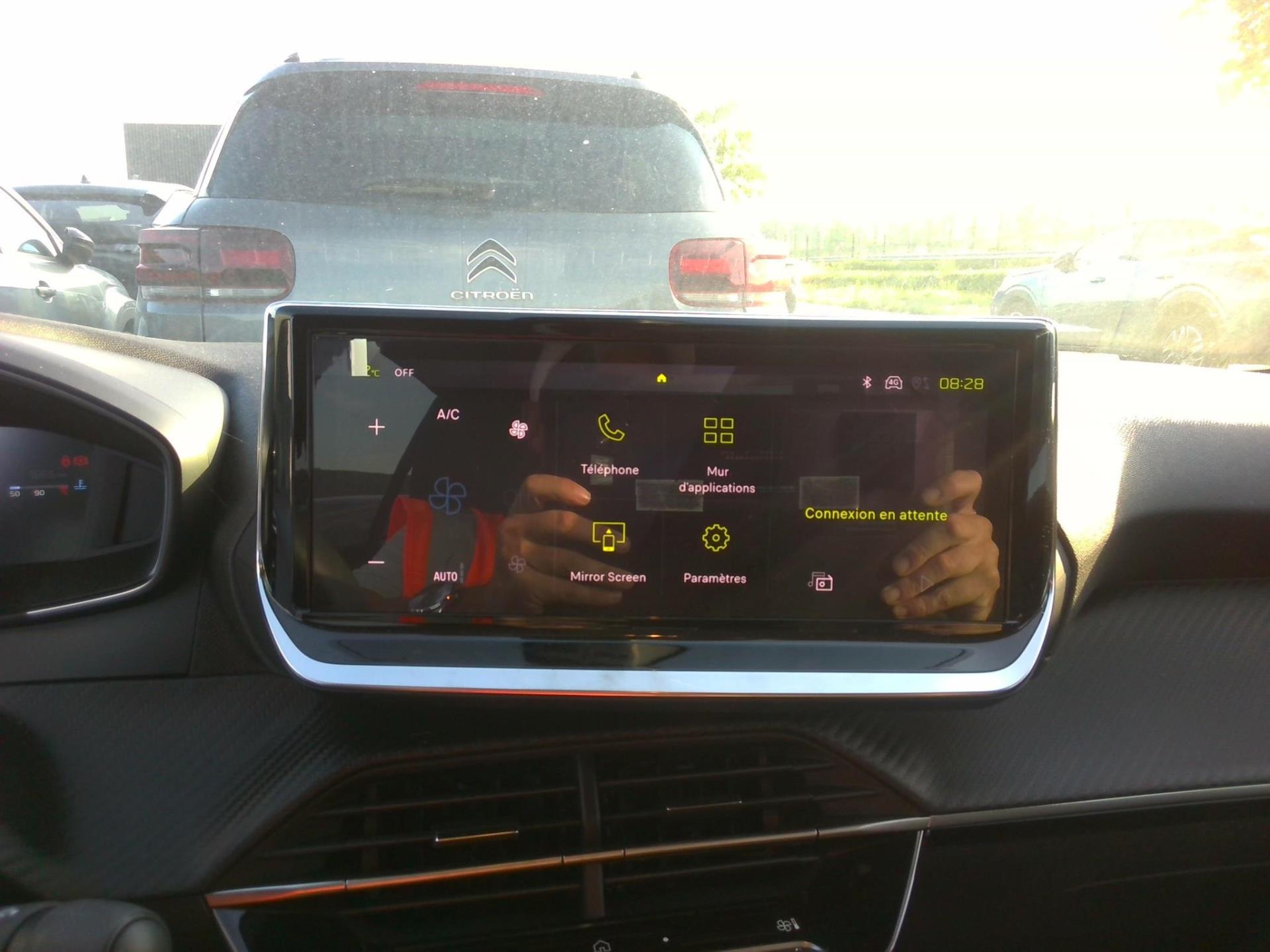 Peugeot 208 Hybrid 110 ch e-DCS6 Allure 2025