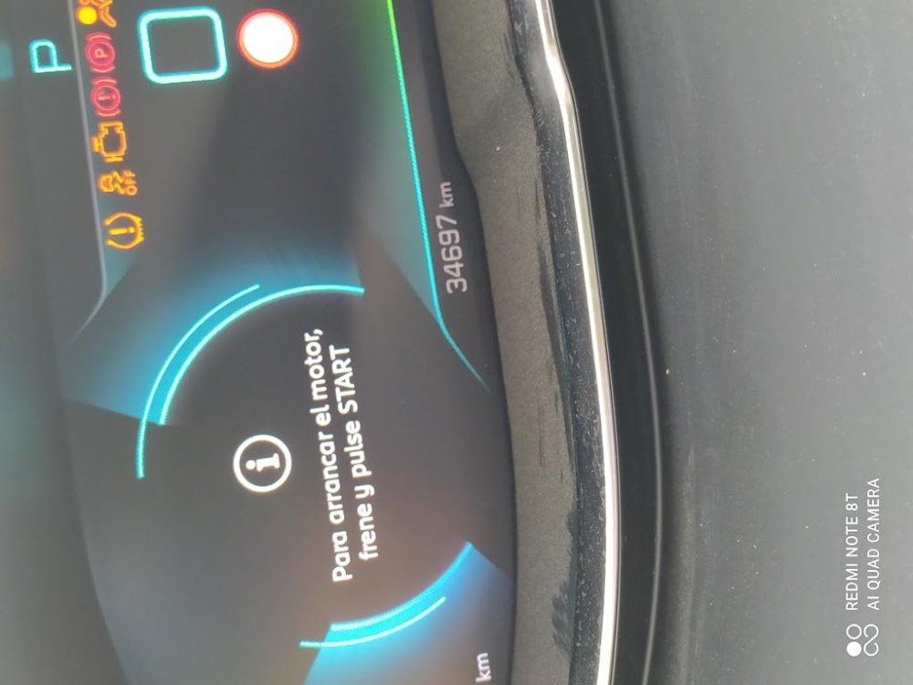 Foto Peugeot 3008 Hybrid 3