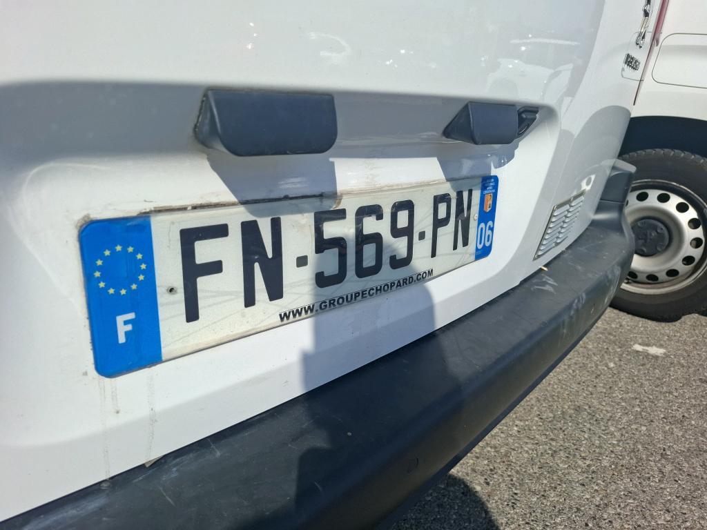 Peugeot PARTNER FOURGON STANDARD 650 KG BLUEHDI 100 S&S BVM5 PREMIUM 2020