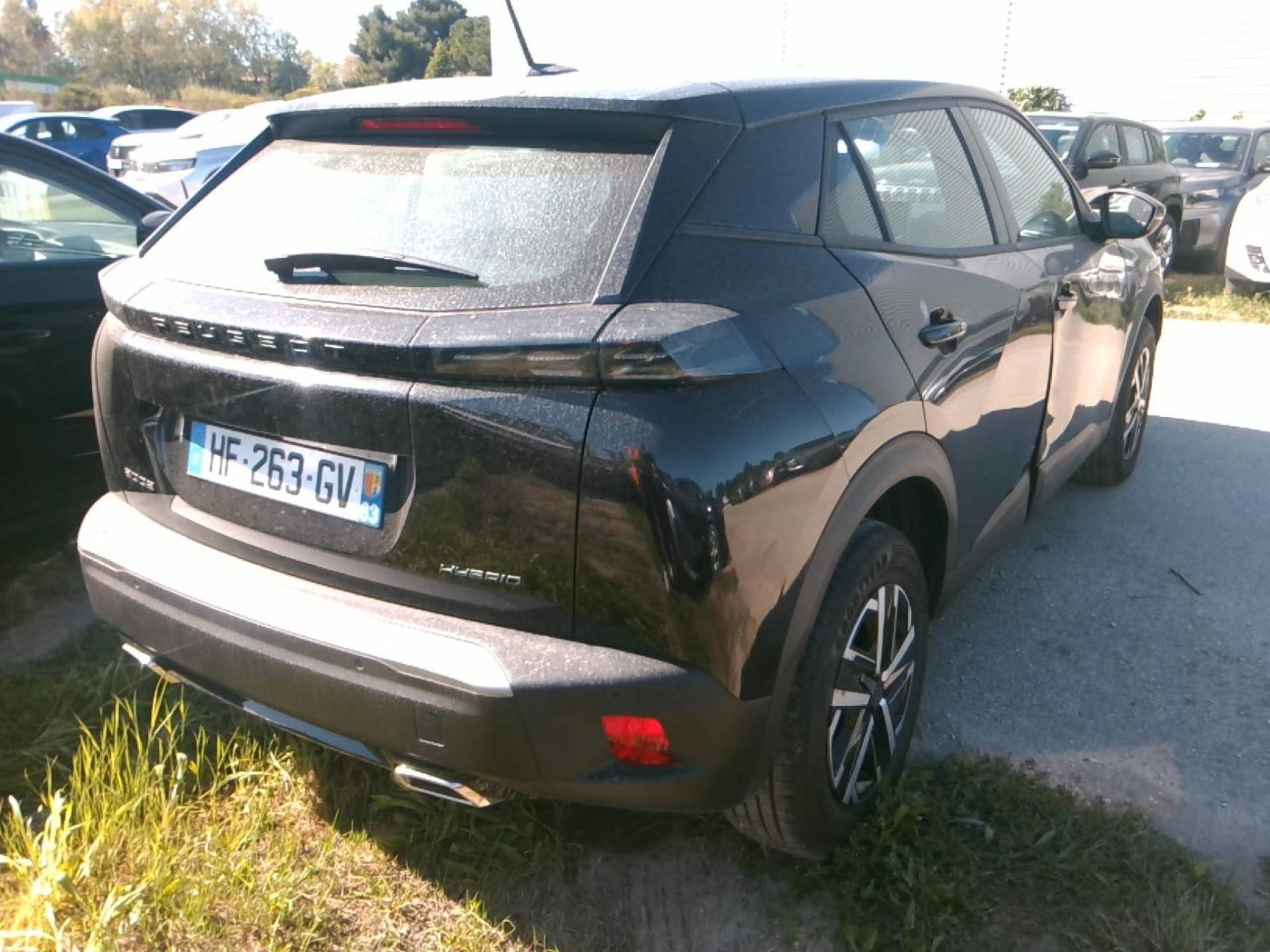 Peugeot 2008 Hybrid 145 e-DCS6 Style 2025