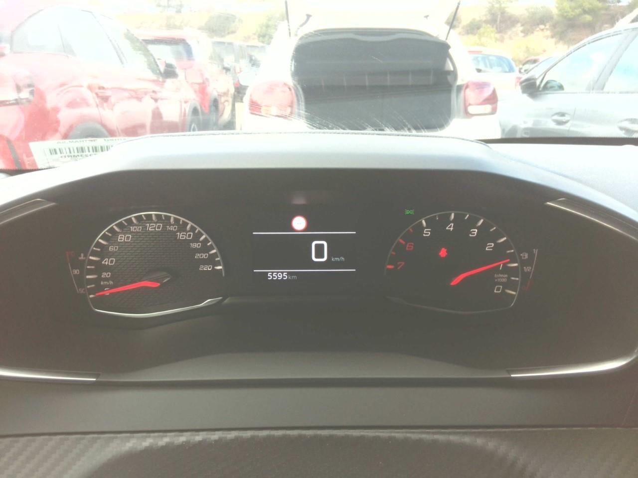 Foto Peugeot 208 5