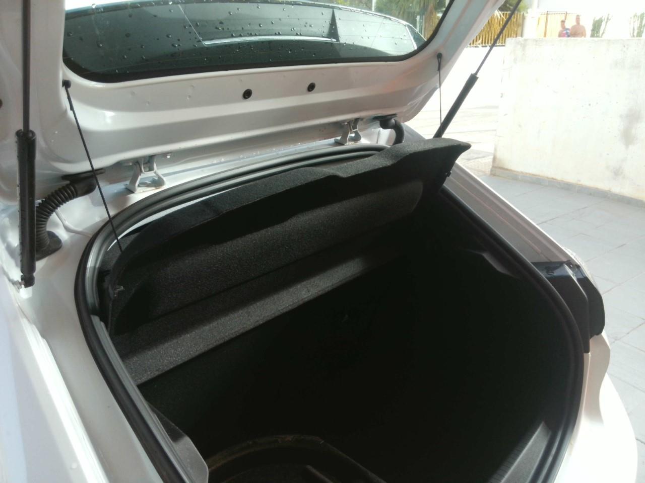 Foto Peugeot 208 10