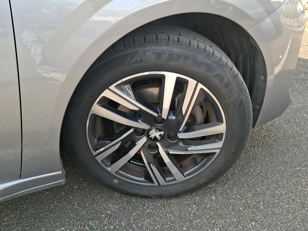Peugeot 208 PureTech 100 S&S EAT8 Allure Pack 2022