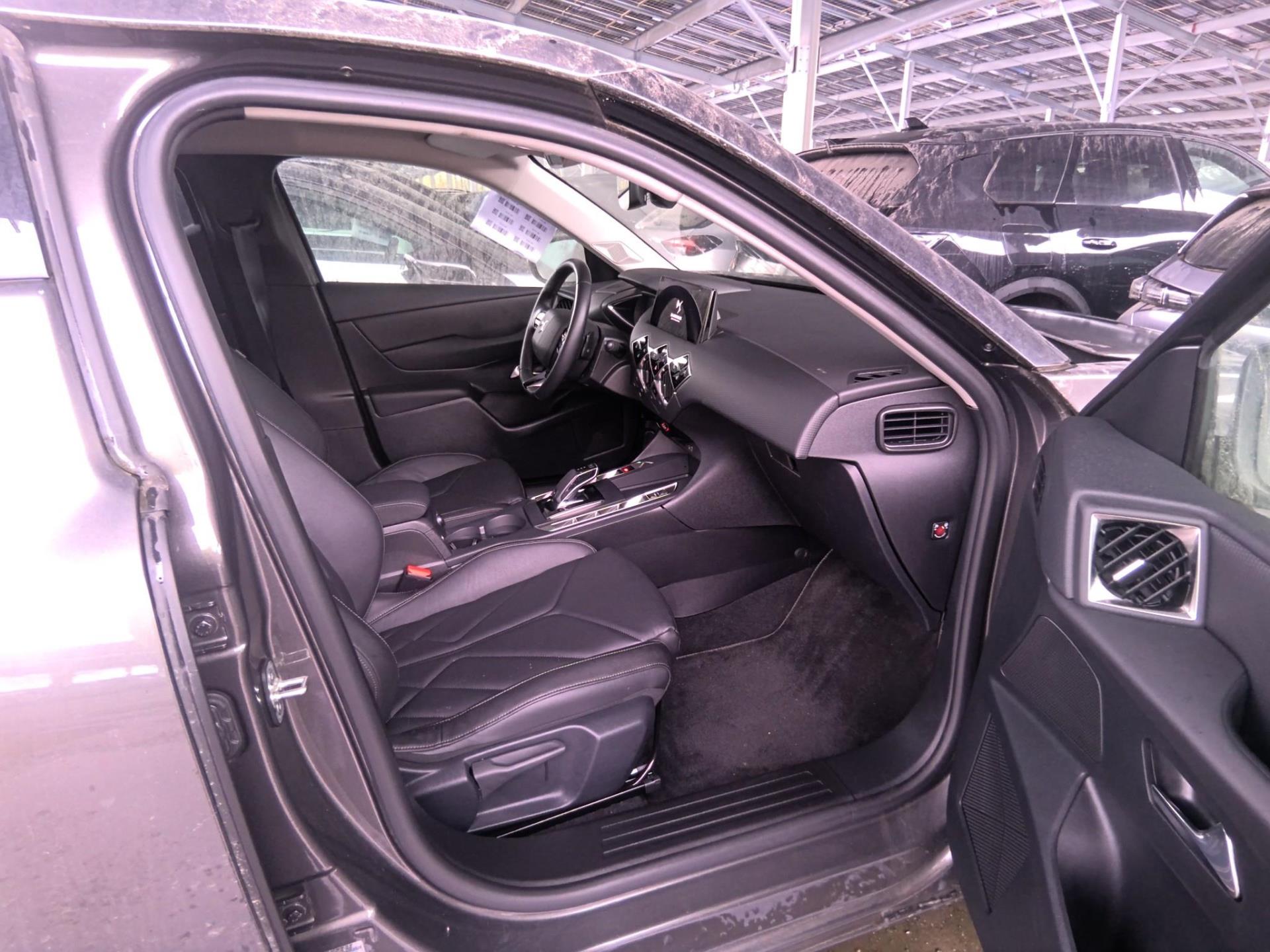 DS DS3 Crossback PureTech 130 EAT8 Rivoli 2023