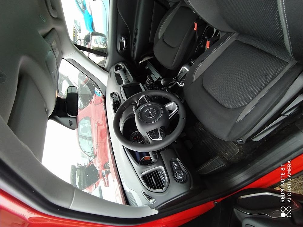 Foto Jeep Renegade 11
