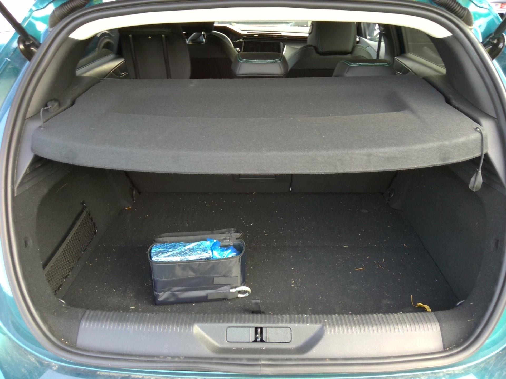 Peugeot 308 PHEV 180 e-EAT8 Allure 2024
