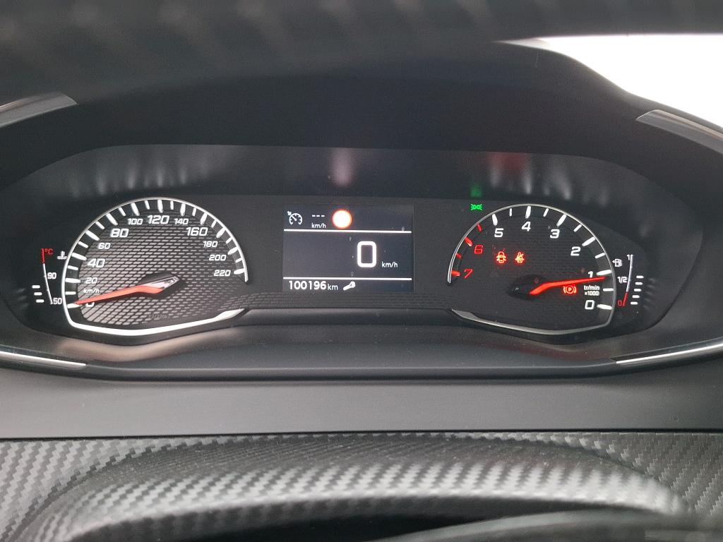 Peugeot 2008 BlueHDi 110 S&S BVM6 Active Pack 2022
