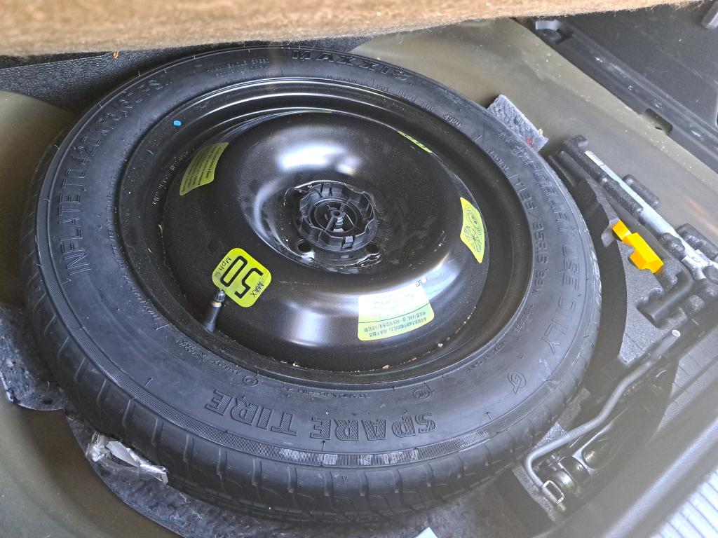 Peugeot 2008 PureTech 130 S&S EAT8 Allure Pack 2022