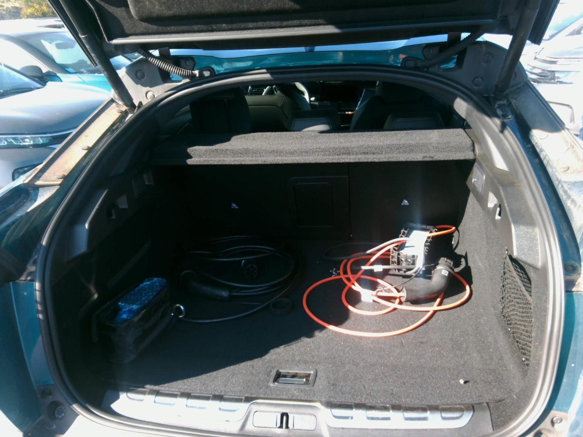 Peugeot 408 PHEV 225 e-EAT8 GT 2023