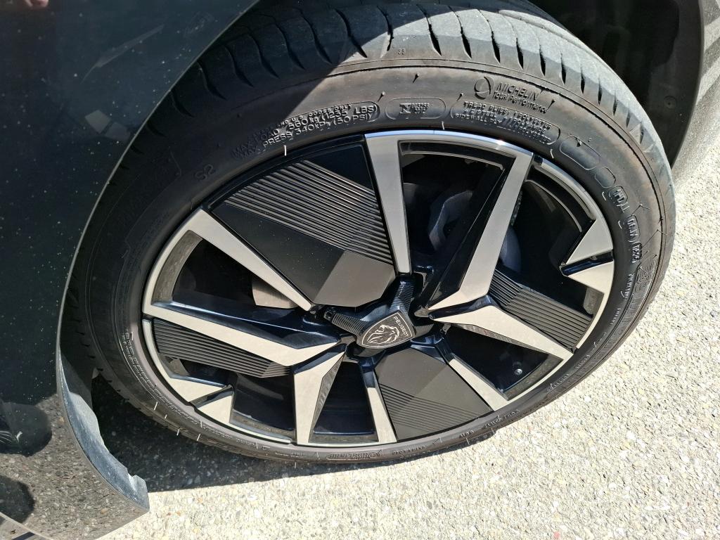 Peugeot 208 Hybrid 145 ch e-DCS6 GT 2025