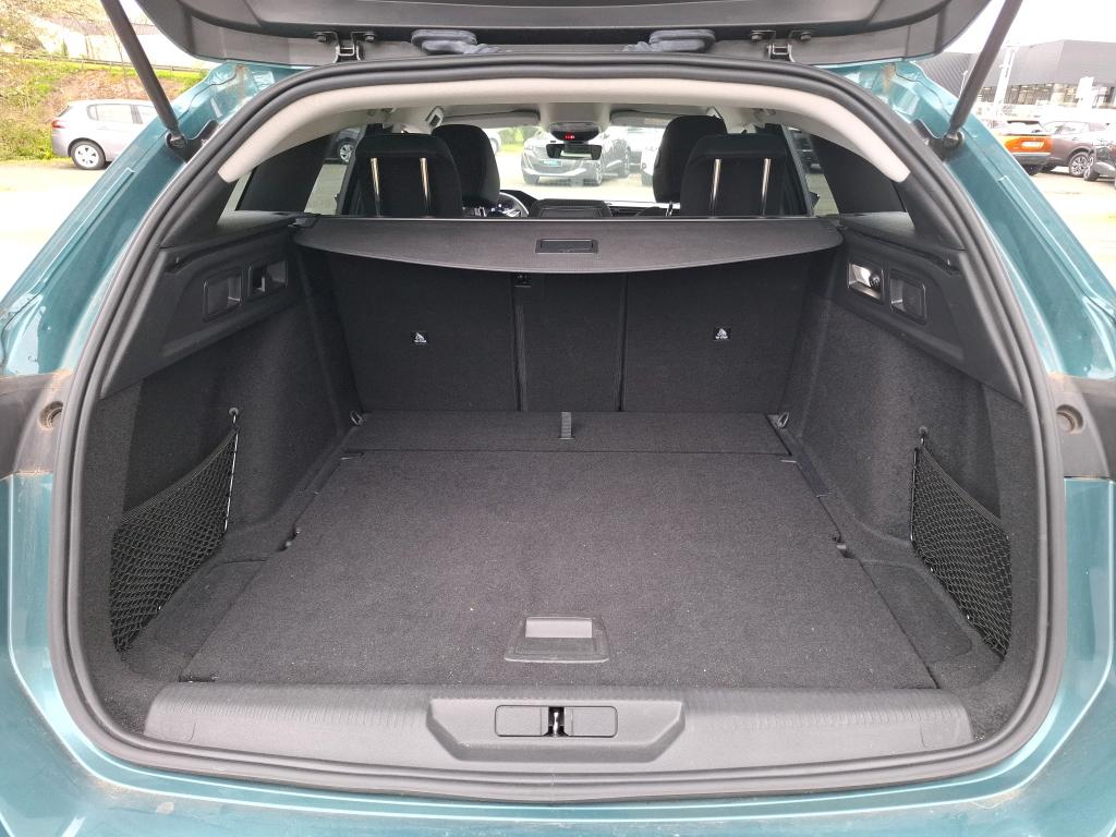 Peugeot 308 III 