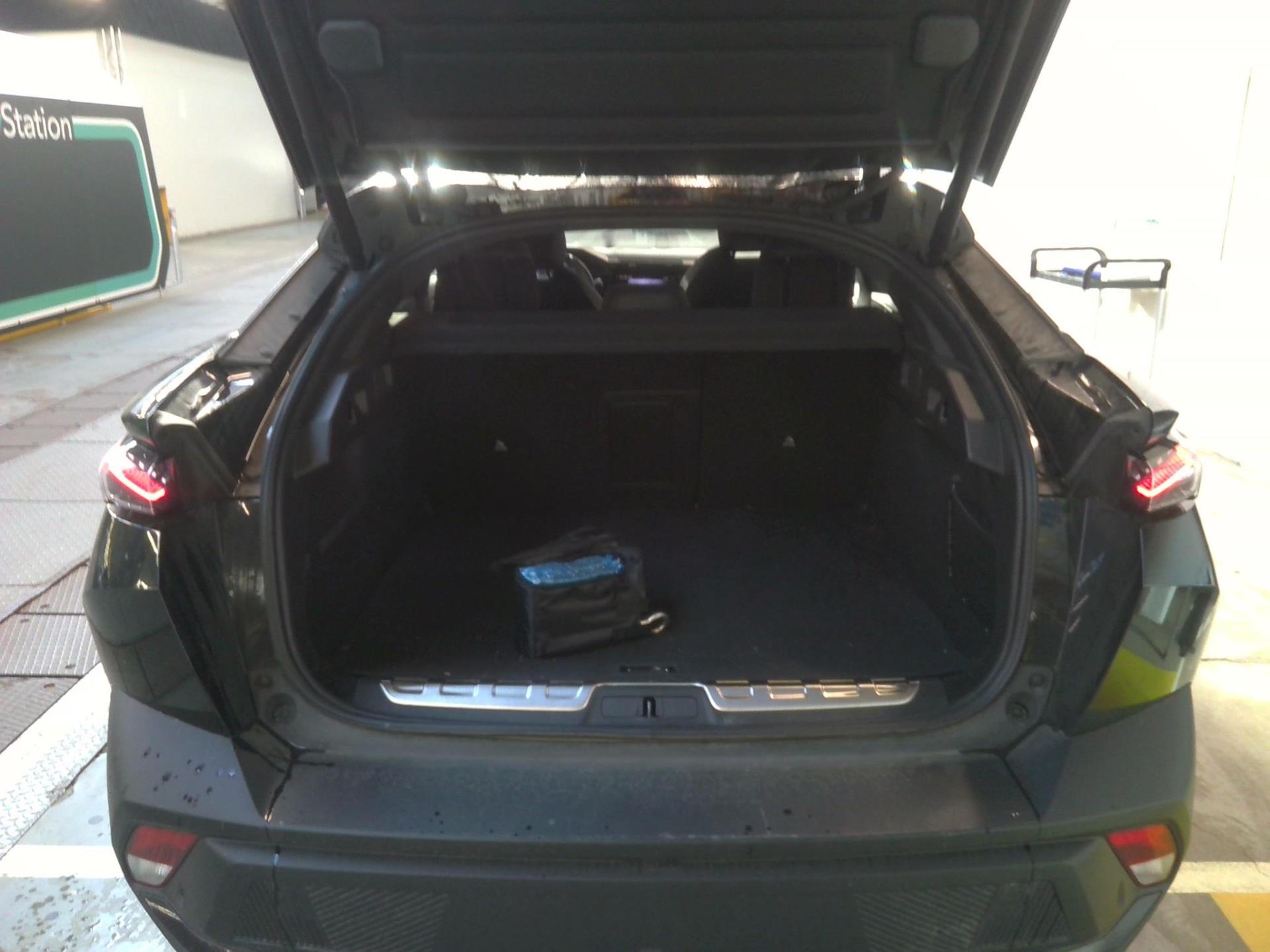 Peugeot 408 PHEV 180 e-EAT8 GT 2023
