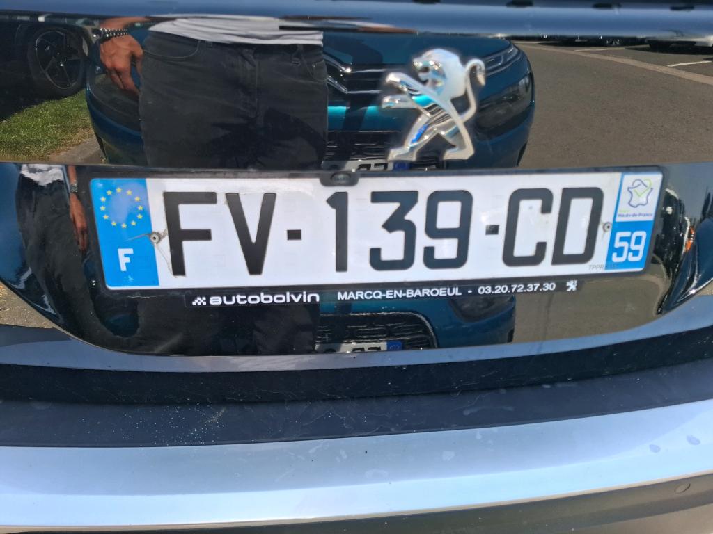 Peugeot 2008 BlueHDi 130 S&S EAT8 GT 2020