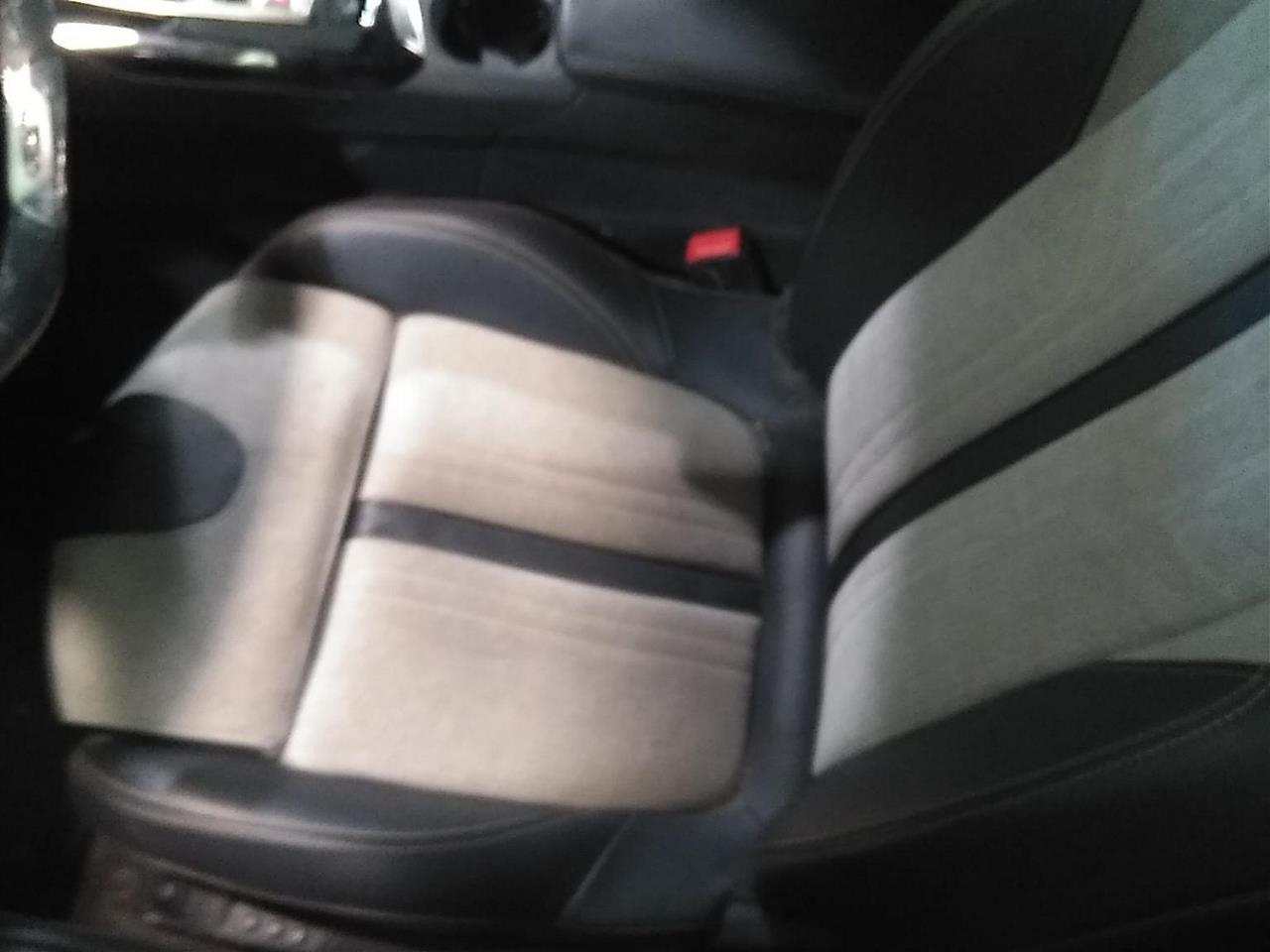 Foto Peugeot 3008 Hybrid 5