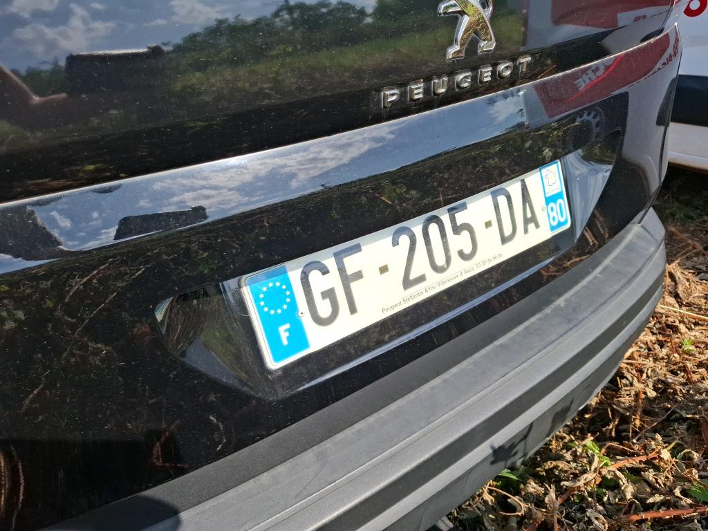 Peugeot 3008 BlueHDi 130ch S&S EAT8 Active Pack 2022