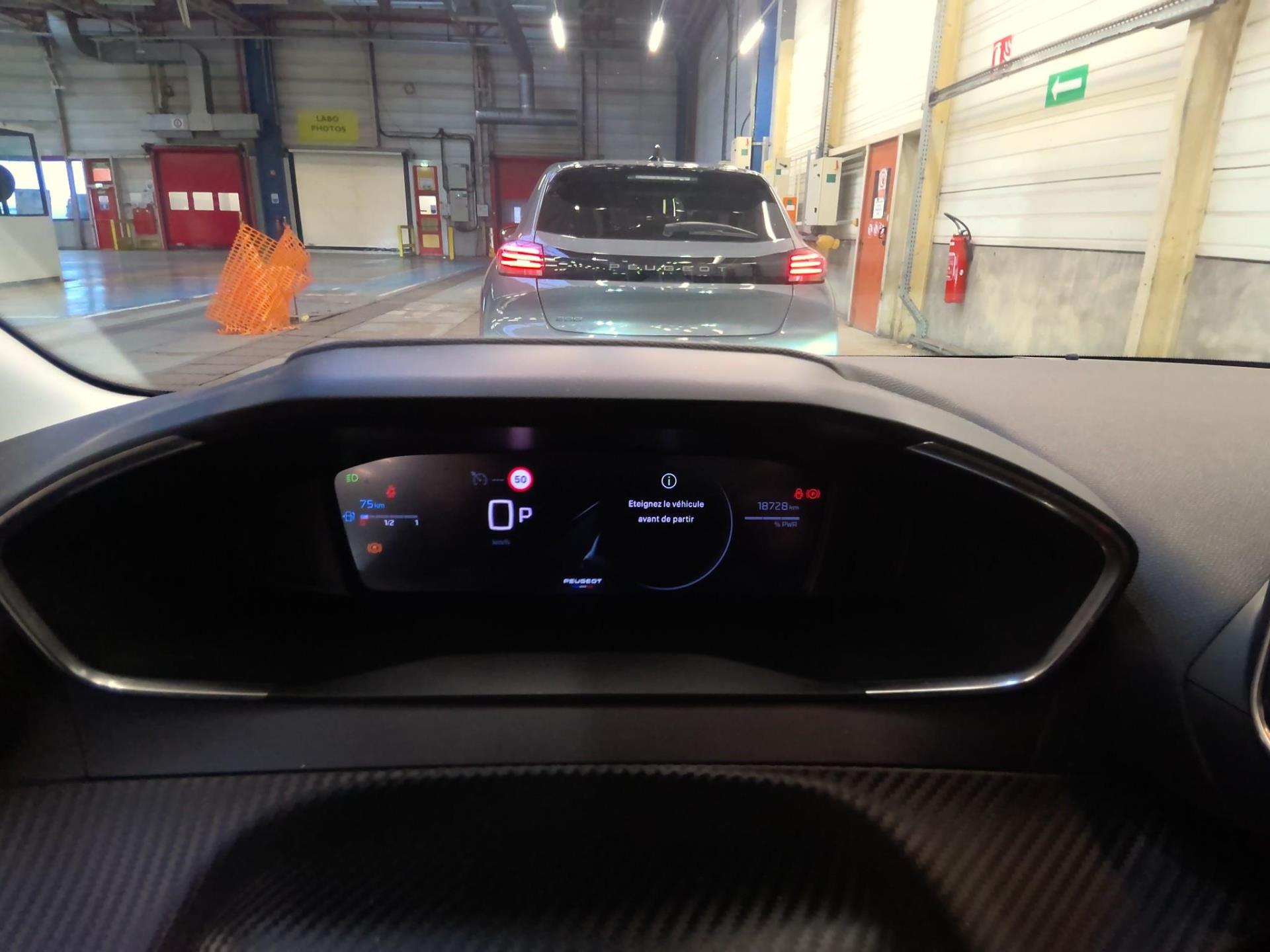 Peugeot 208 Hybrid 100 e-DCS6 Allure 2025
