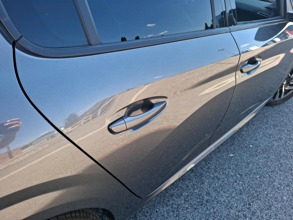 Peugeot 208 PureTech 100 S&S EAT8 Allure 2022