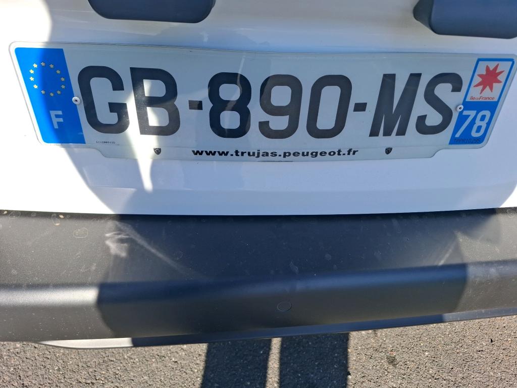 Peugeot PARTNER FOURGON STANDARD 650 KG BLUEHDI 130 S&S EAT8 ASPHALT 2021