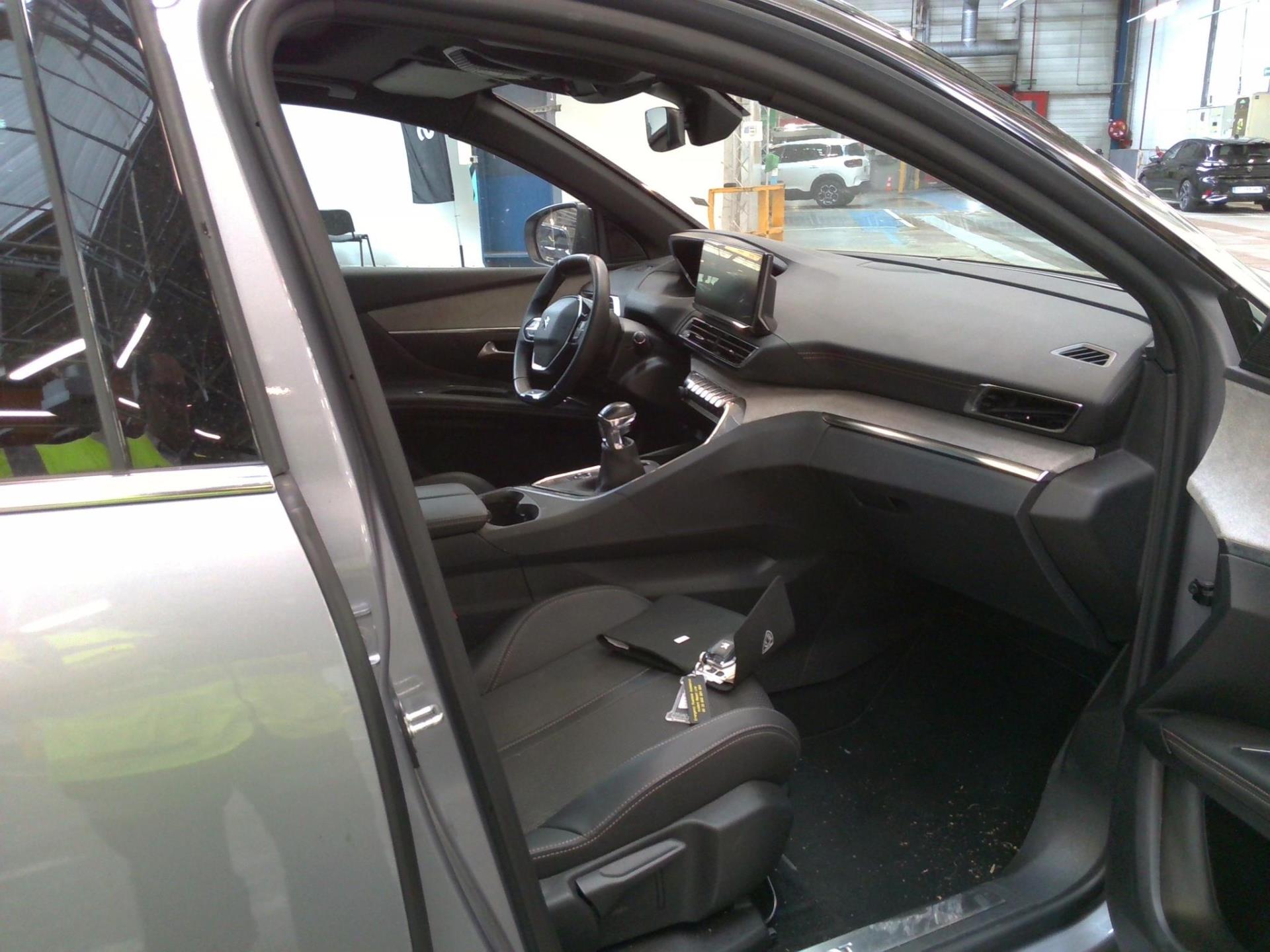 Peugeot 3008 PureTech 130ch S&S BVM6 GT 2023