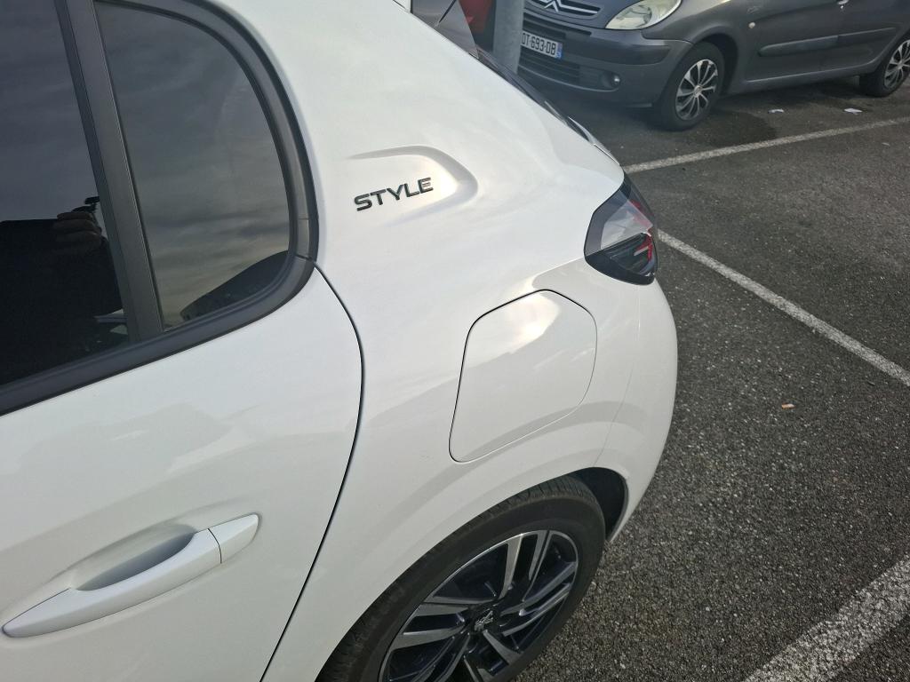 Peugeot 208 PureTech 75 S&S BVM5 Style 2023