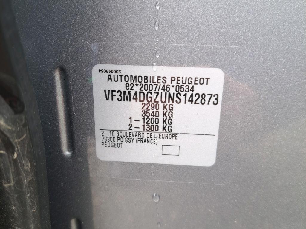 Peugeot 3008 Hybrid 225 e-EAT8 Active Pack 2022