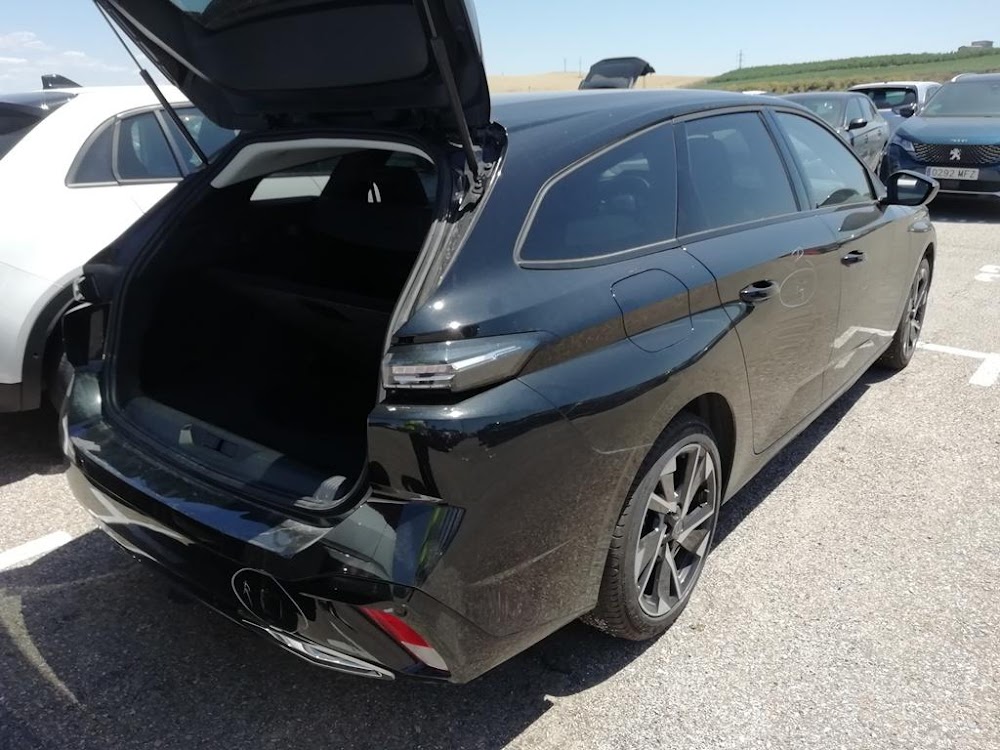 Foto Peugeot 308 8