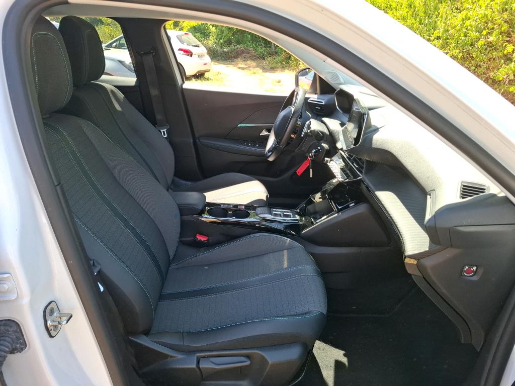 Peugeot 2008 BlueHDi 130 S&S EAT8 Allure 2022