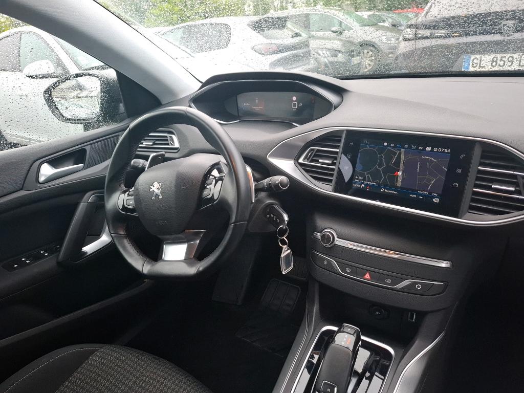 Peugeot 308 SW BlueHDi 130ch S&S EAT8 Active Business 2021