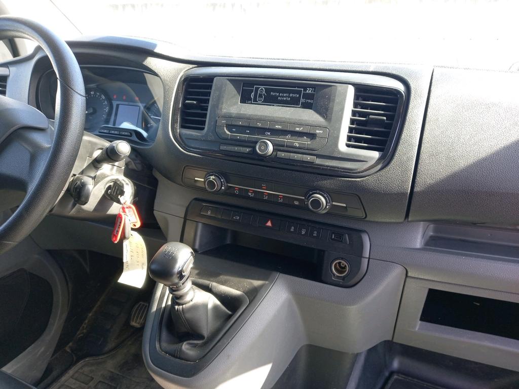 Peugeot EXPERT FGN TOLE STANDARD 2.0  BLUEHDI 120 S&S BVM6 PREMIUM 2018