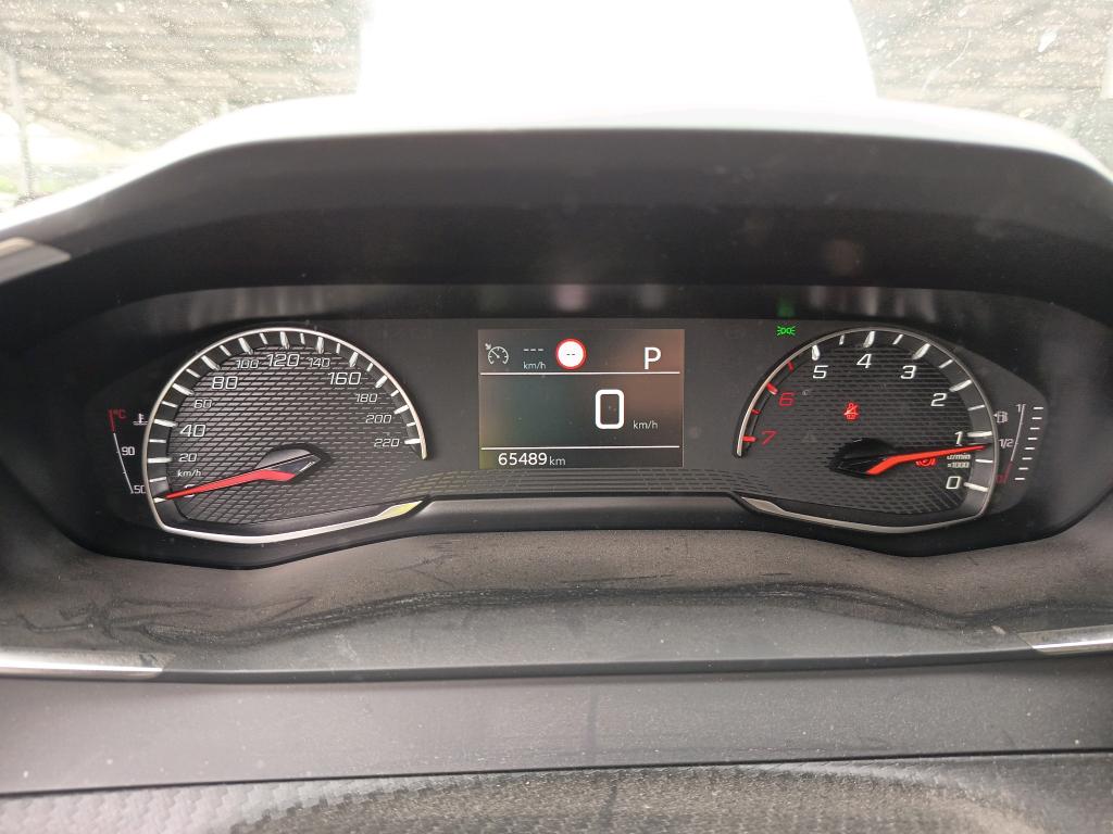 Peugeot 2008 BlueHDi 130 S&S EAT8 Allure 2022